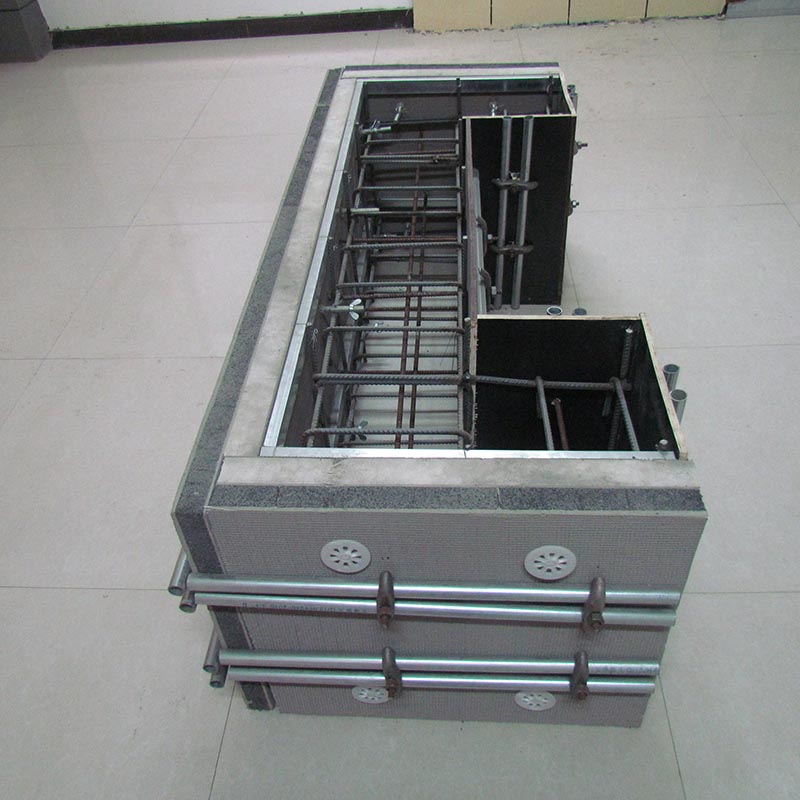 Ⅲ型CQ免拆復(fù)合保溫模板